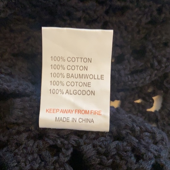 Black Crocheted Short Sleeve Crop Top By Glamorous Size XS - Picture 8 of 8